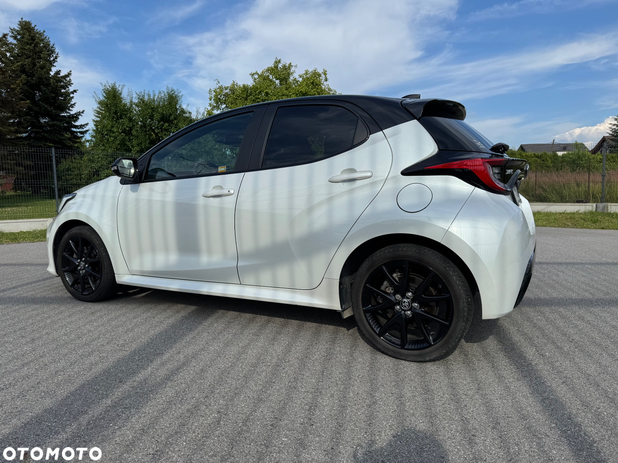 Toyota Yaris Hybrid 1.5 Style - 10