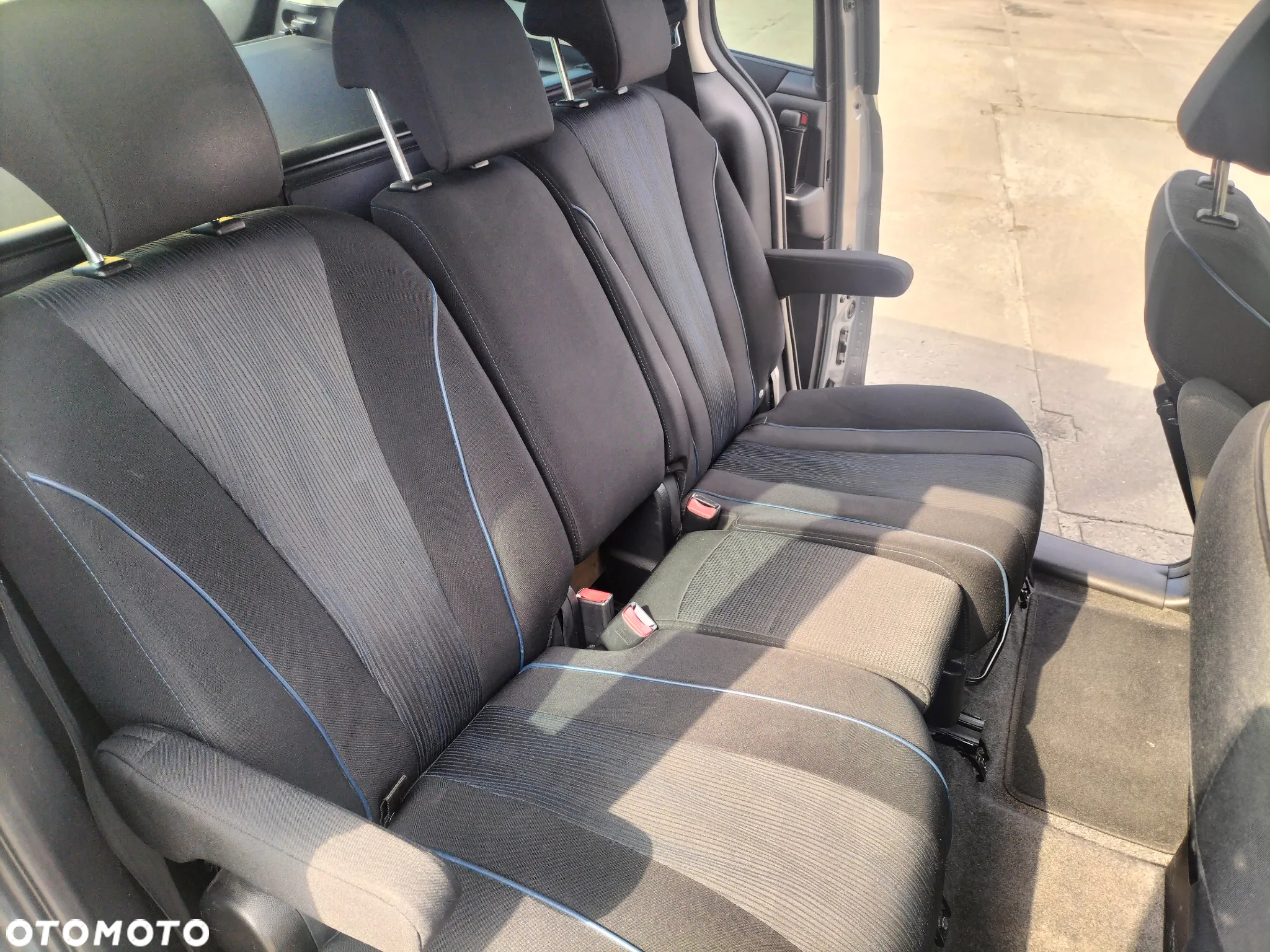 Mazda 5 2.0 MZR-DISI i-stop Sports-Line - 12