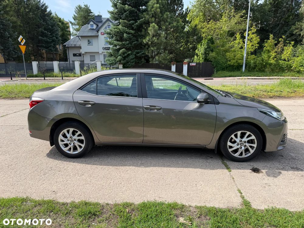 Toyota Corolla 1.6 Comfort - 4