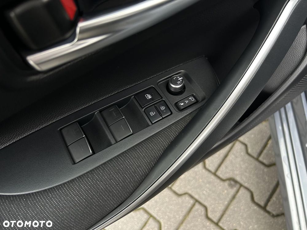 Toyota Corolla - 12