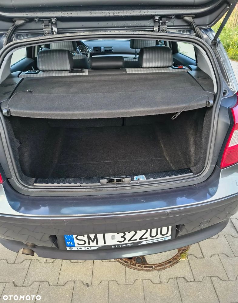 BMW Seria 1 - 12