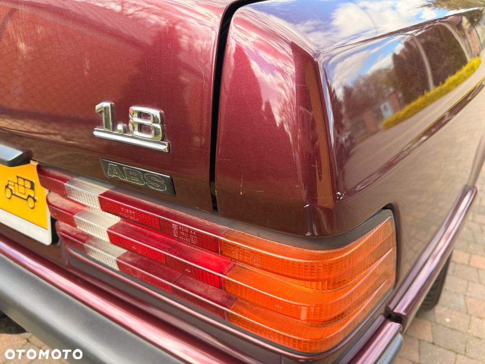 Mercedes-Benz W201 (190) - 27