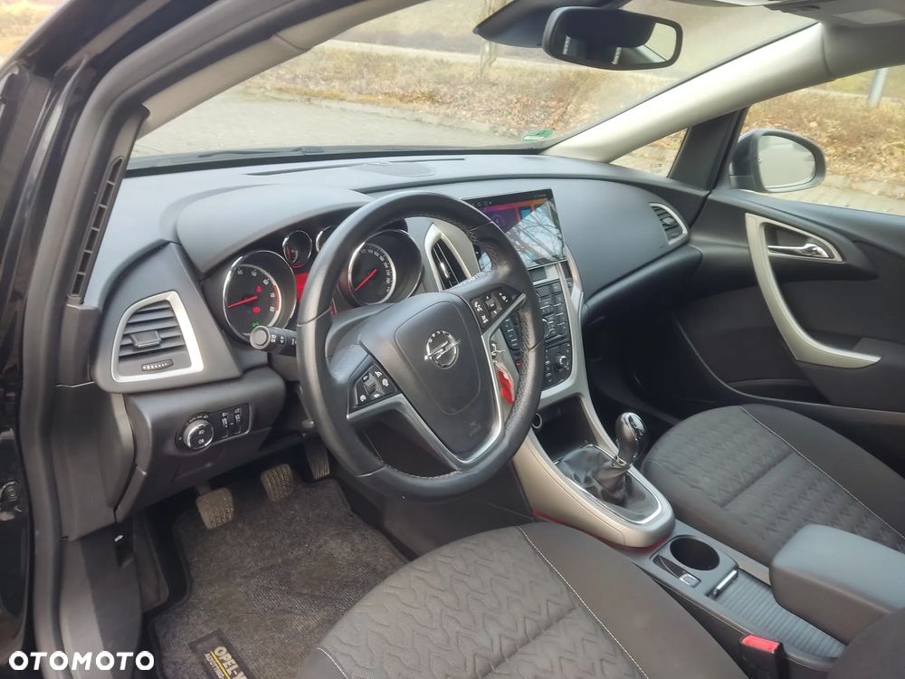 Opel Astra ver-1-4-turbo-ecoflex-start-stop - 11