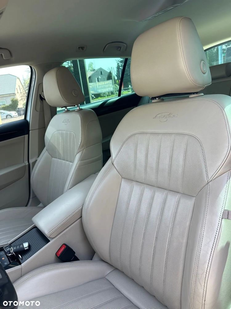 Skoda Superb 2.0 TDI 4x4 L&K DSG - 19