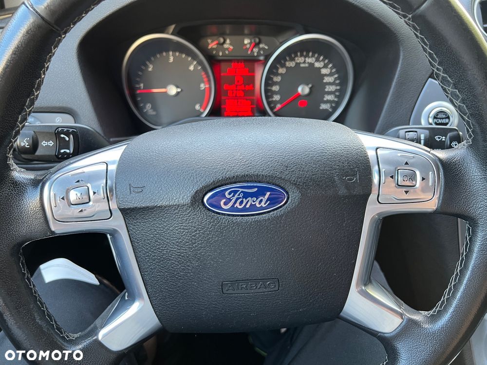 Ford Mondeo 2.0 TDCi Platinium X Plus (Trend) - 29