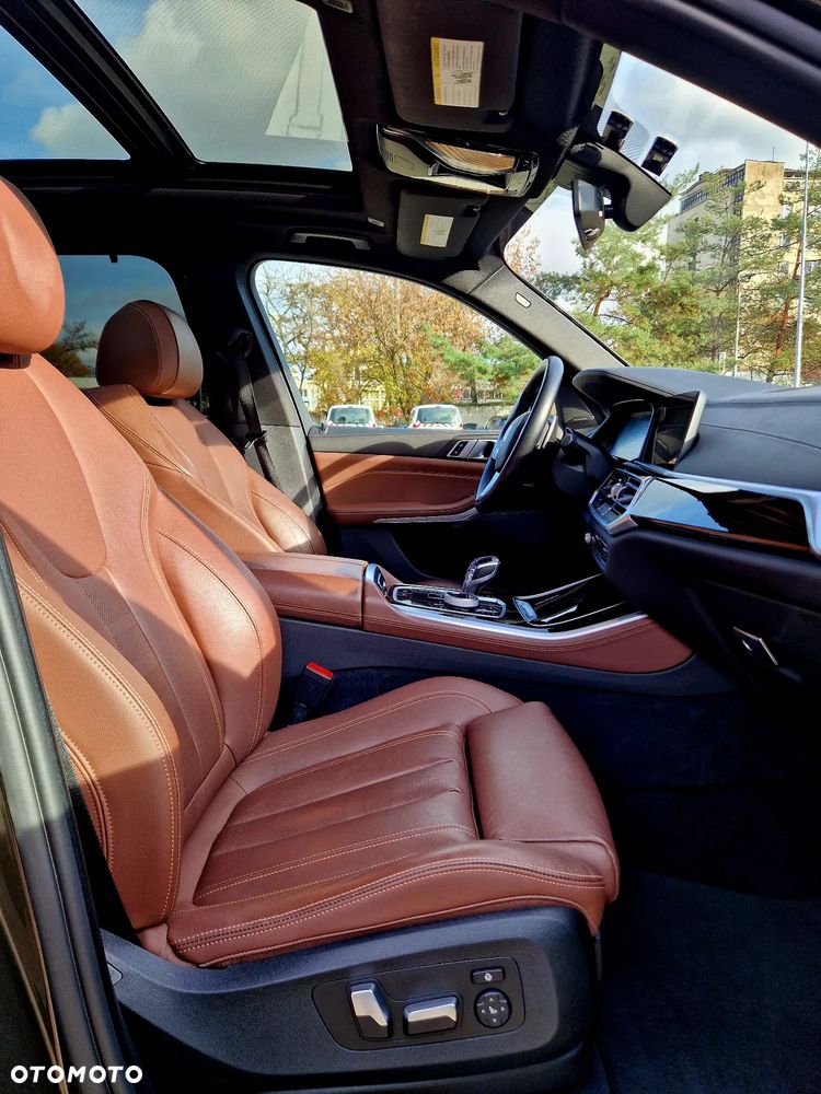 BMW X5 xDrive40i - 22