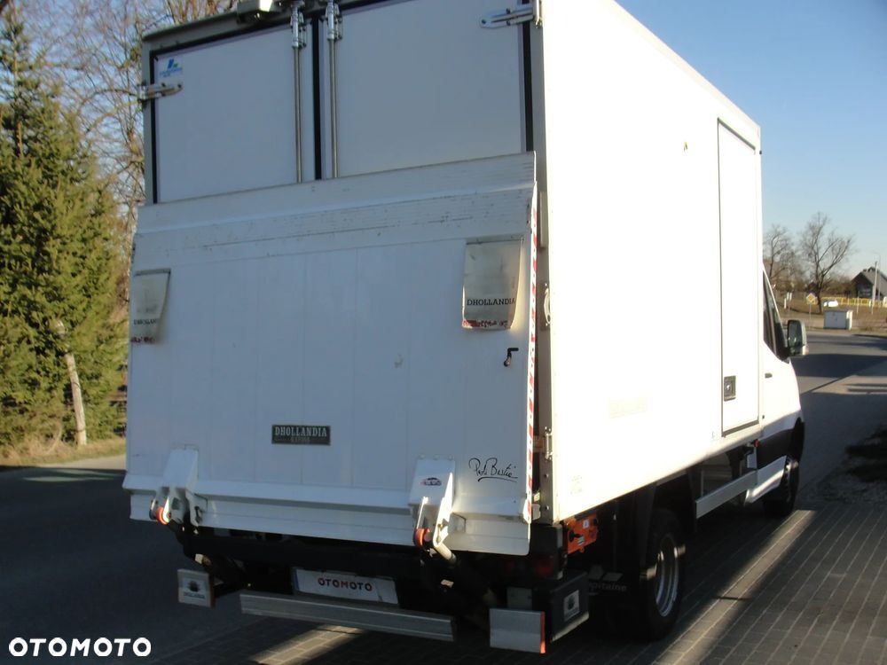 Mercedes-Benz Sprinter - 3