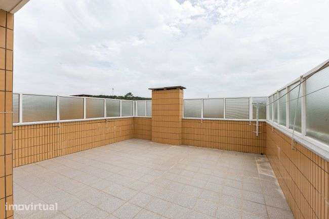 Apartamento T2 à venda em Vila Nova de Gaia - Grande imagem: 2/23