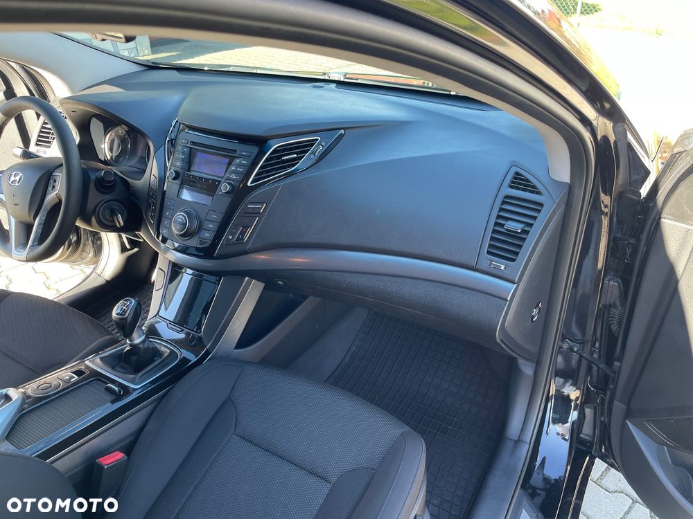 Hyundai i40 1.7 CRDi Comfort + - 12