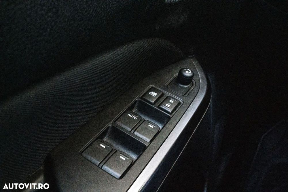 Suzuki Vitara - 30