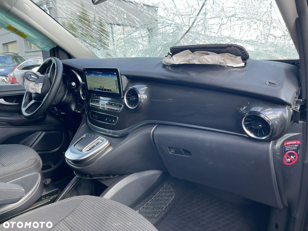 Mercedes-Benz Klasa V 250 d kompakt 4Matic 9G-TRONIC Avantgarde - 12