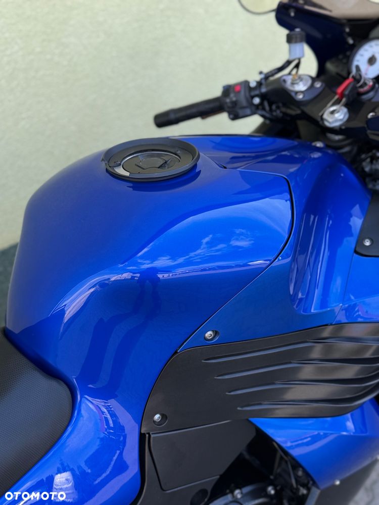 Kawasaki ZZR - 17