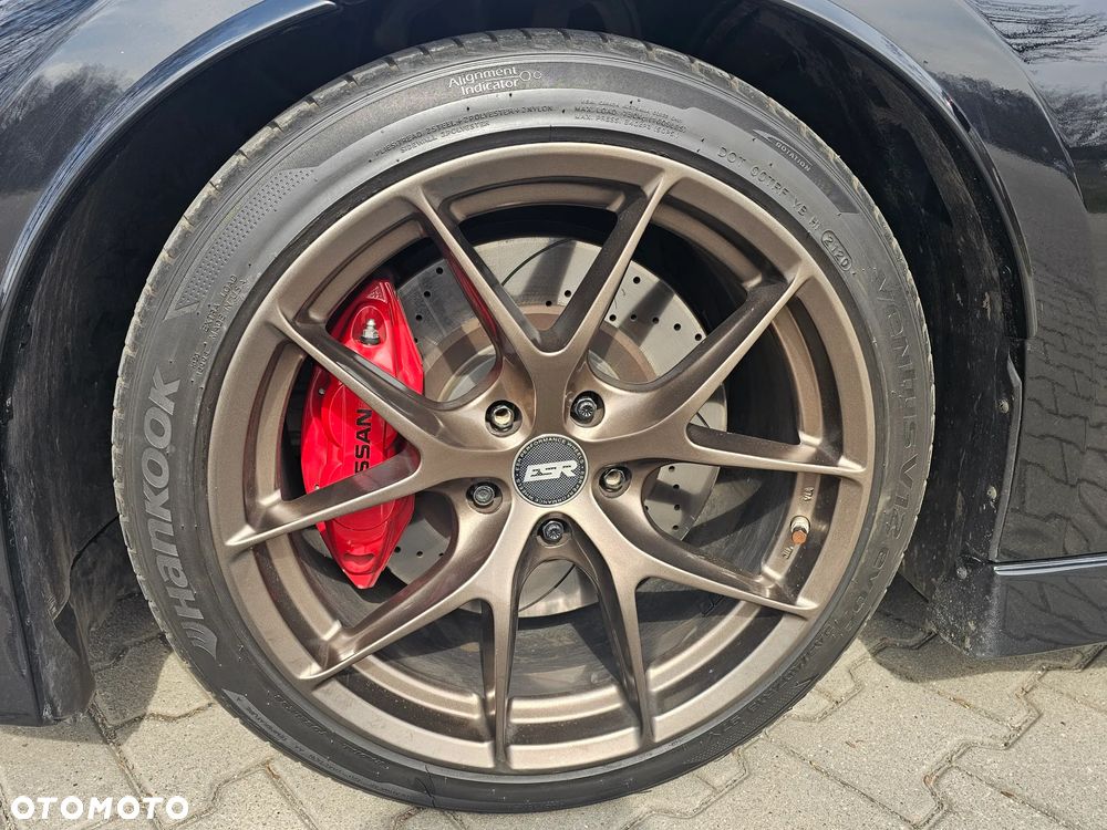 Nissan 370 Z - 22