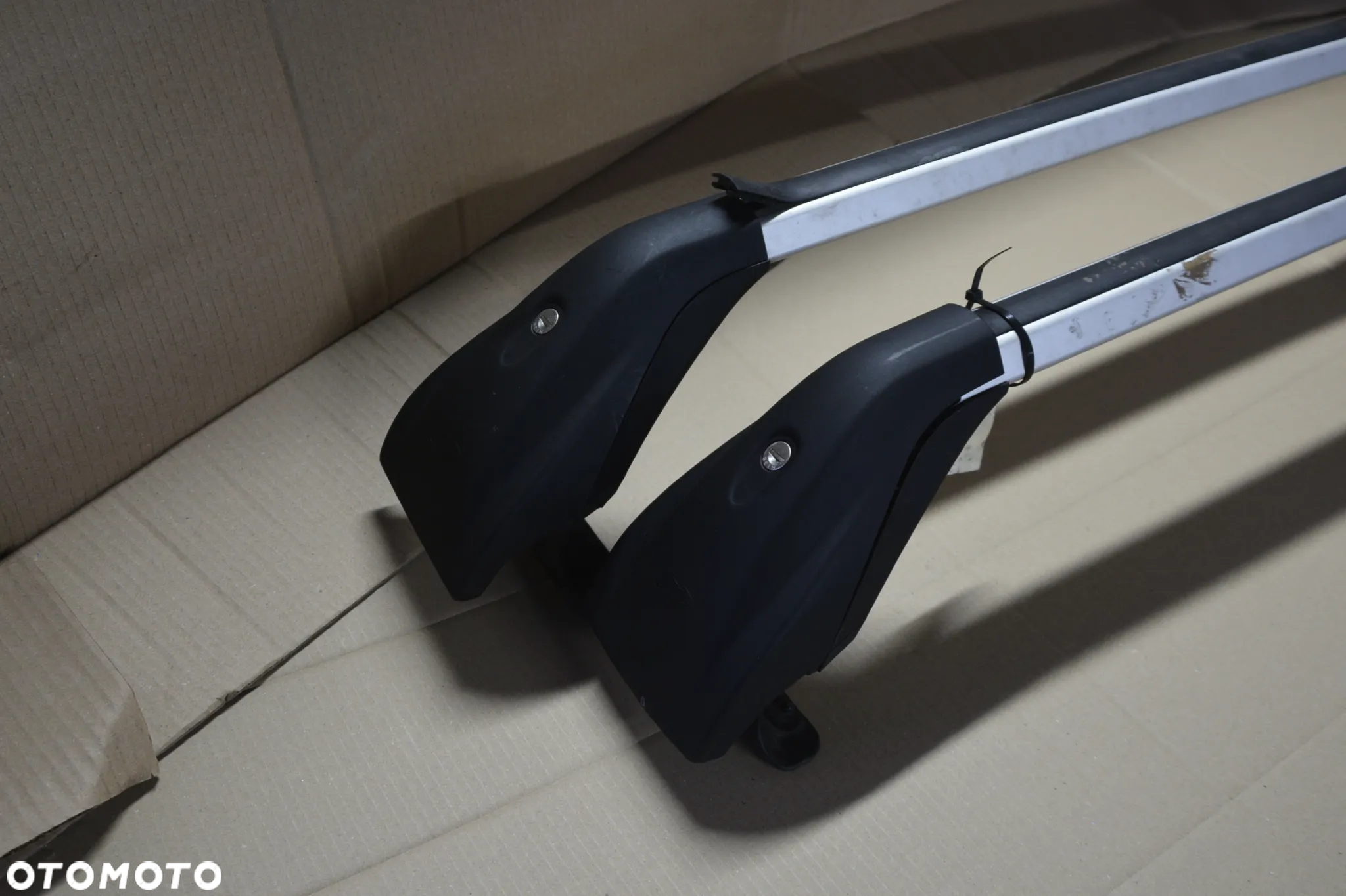 Ford C-Max 2010-15 bagażnik dachowy Ford alu klucz - 4