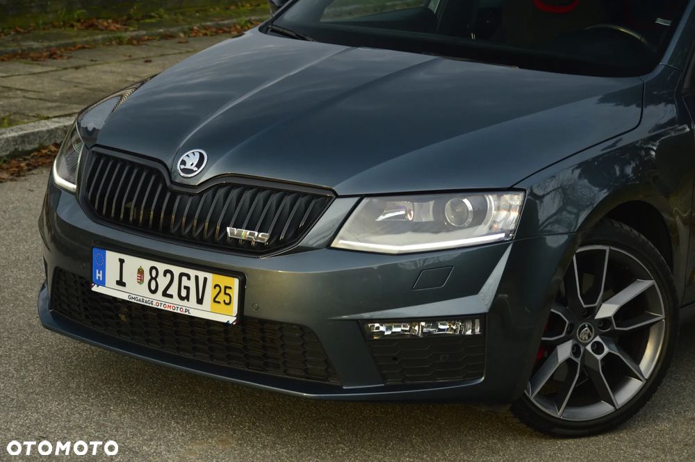 Skoda Octavia 2.0 TDI RS - 12