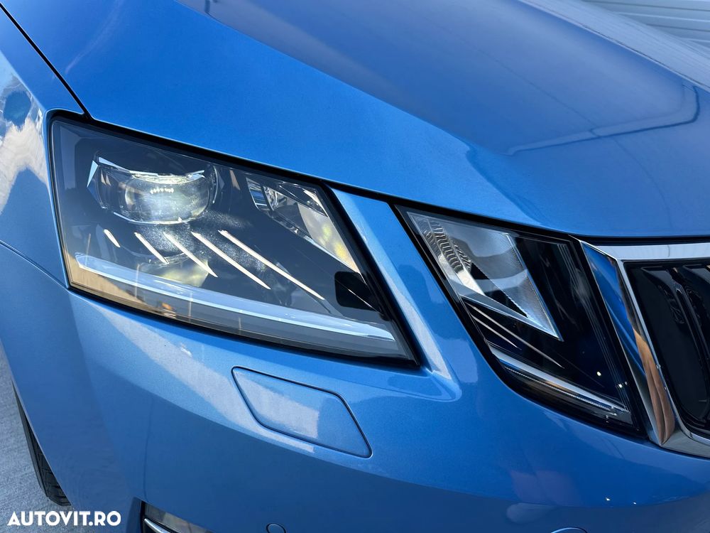 Skoda Octavia 2.0 TDI DSG Style - 31