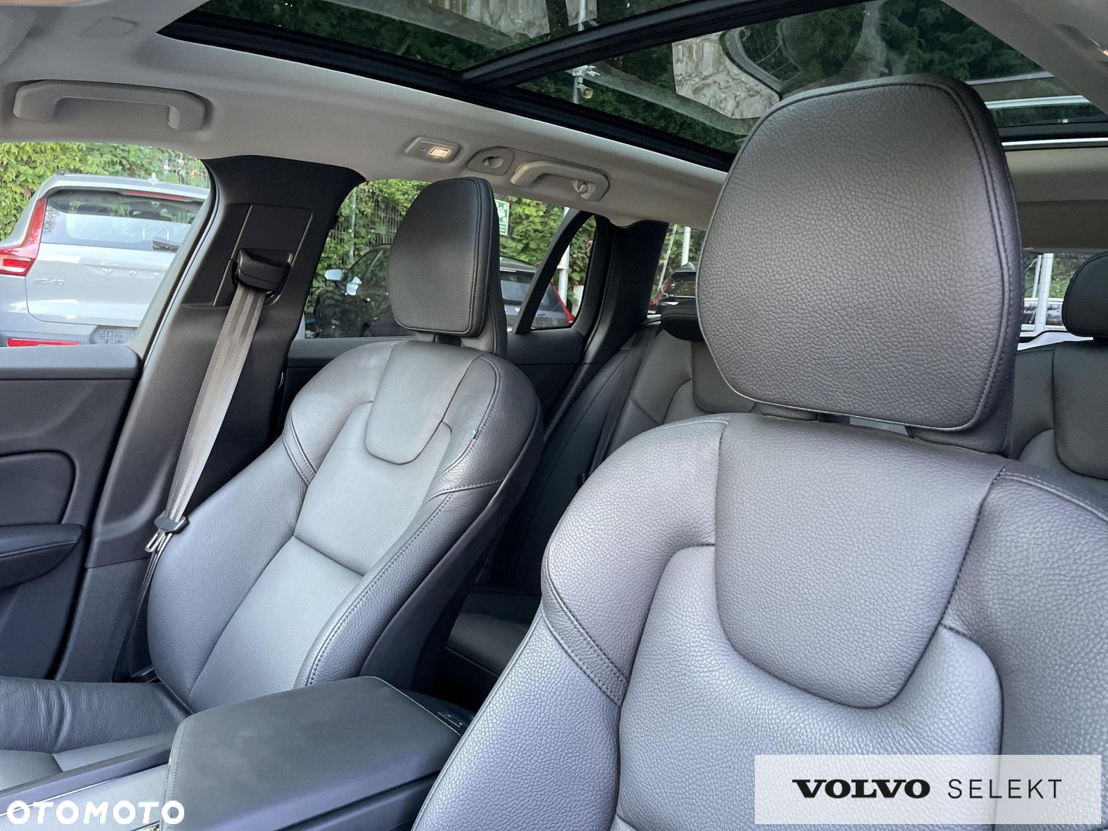 Volvo V60 Cross Country - 22
