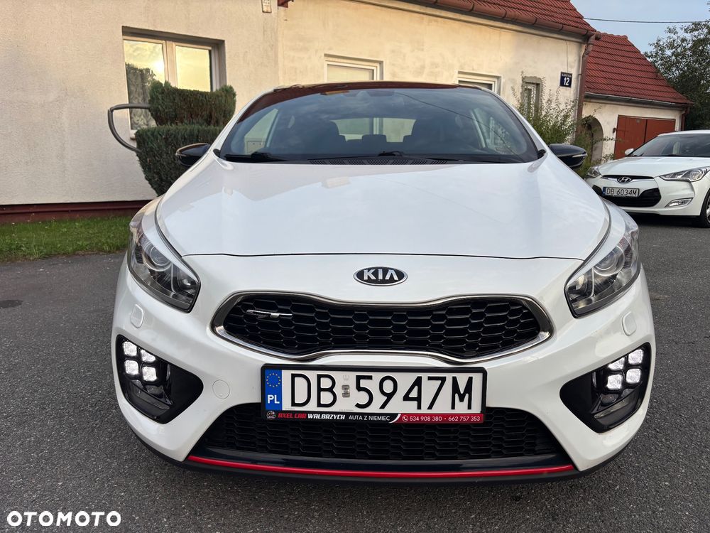 Kia Ceed 1.6 T-GDI GT-Challenge - 3
