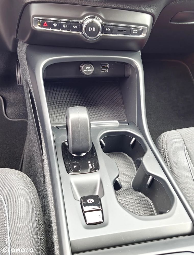 Volvo XC 40 - 34