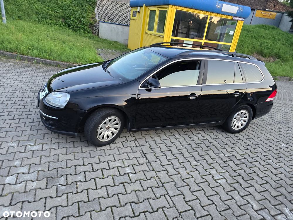 Volkswagen Golf 2.0 TDI Comfortline DSG - 26