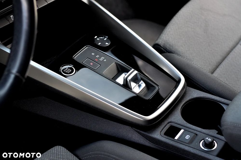 Audi A3 Limousine 35 TFSI S tronic S line - 29