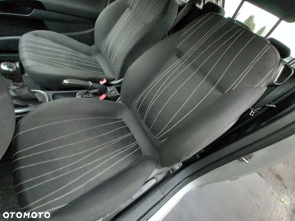 OPEL CORSA D FOTELE KANAPA KOMPLET 3 DRZWI - 2