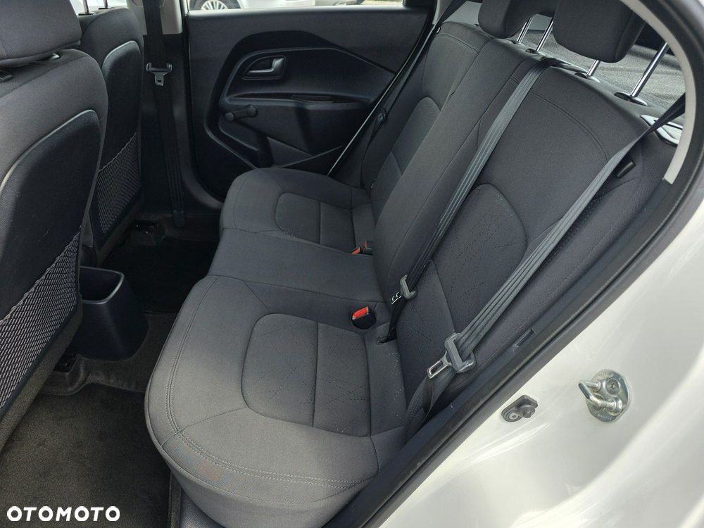 Kia Rio 1.2 Edition 7 - 11