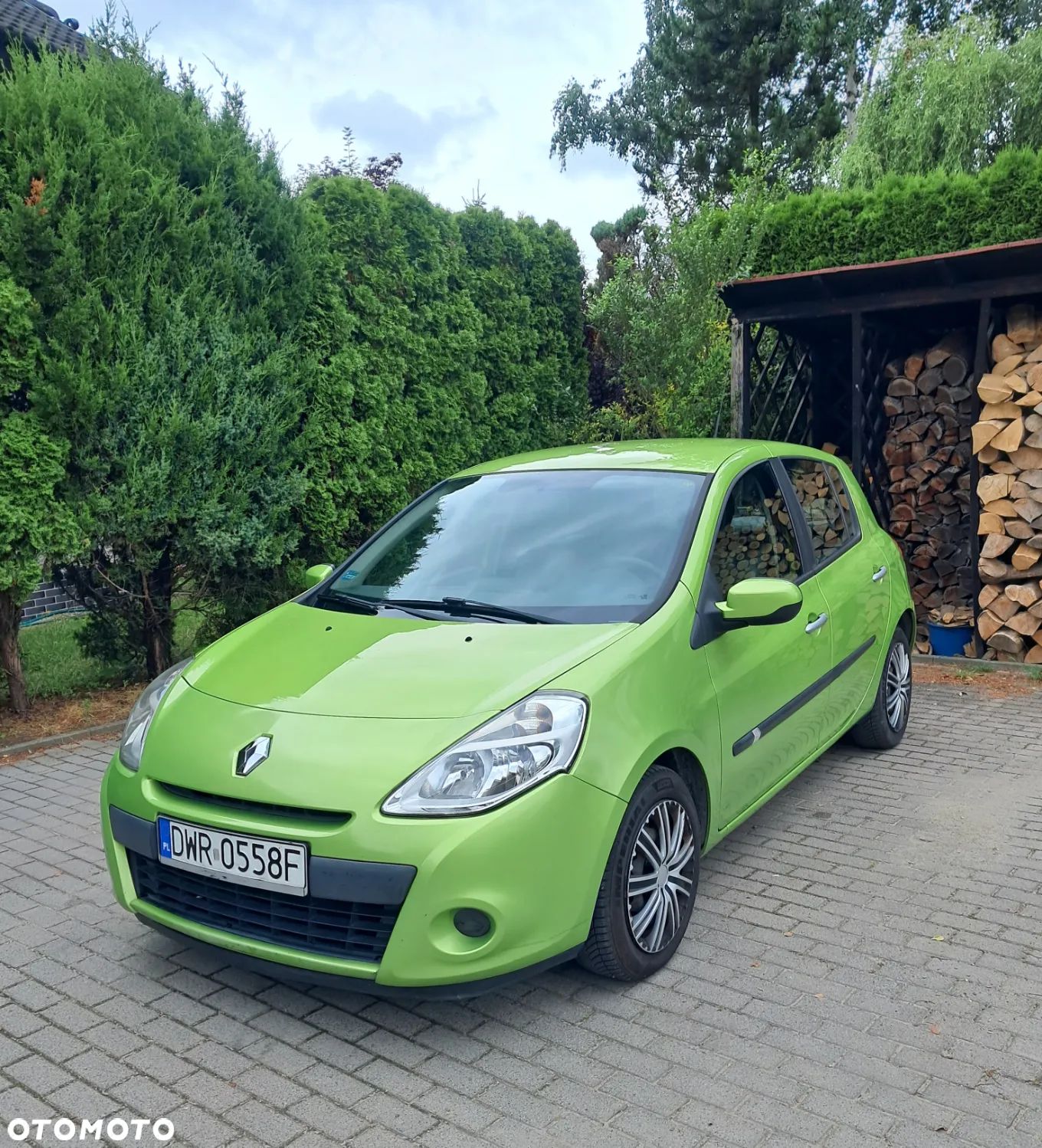Renault Clio 1.2 16V Alize - 1