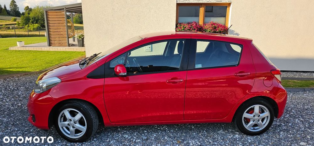 Toyota Yaris - 8