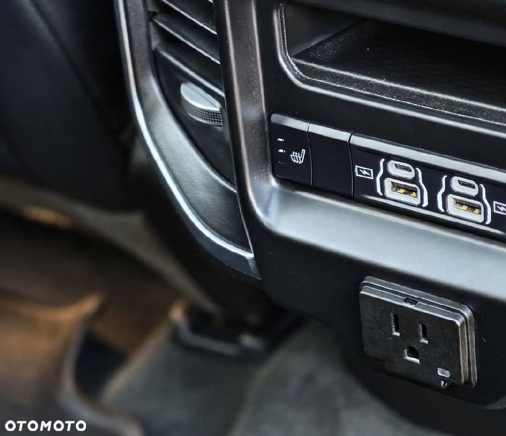 Dodge RAM 5.7 4x4 - 21