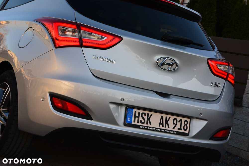 Hyundai i30 1.6 CRDi Premium - 26