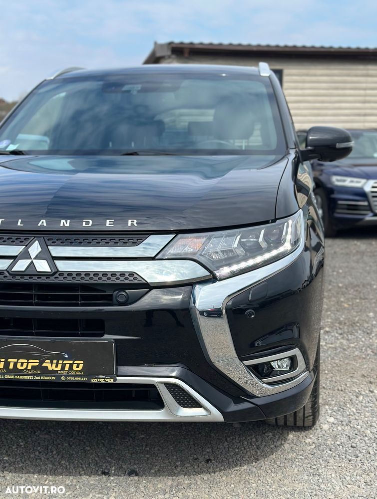 Mitsubishi Outlander 2.4 4WD Top - 29