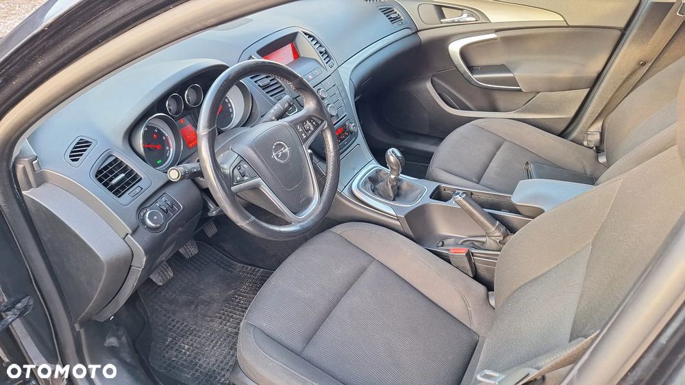 Opel Insignia - 19