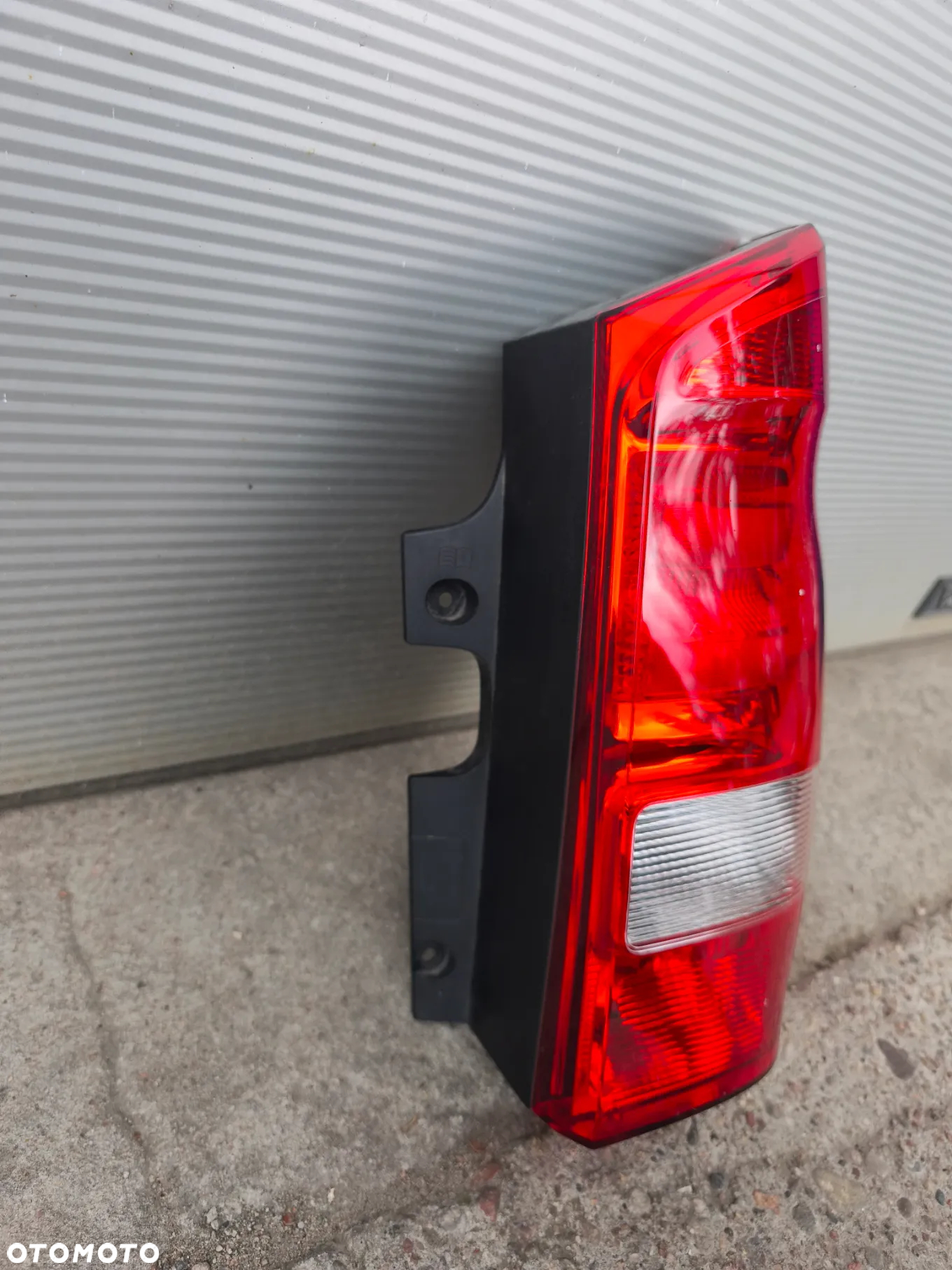 Lampa tył prawa tylna Mercedes-Benz Vito w447 a4478201264 - 4