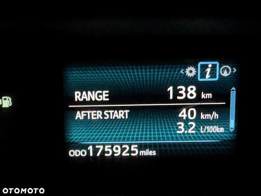 Toyota Prius+ Hybrid 135 Prestige - 12