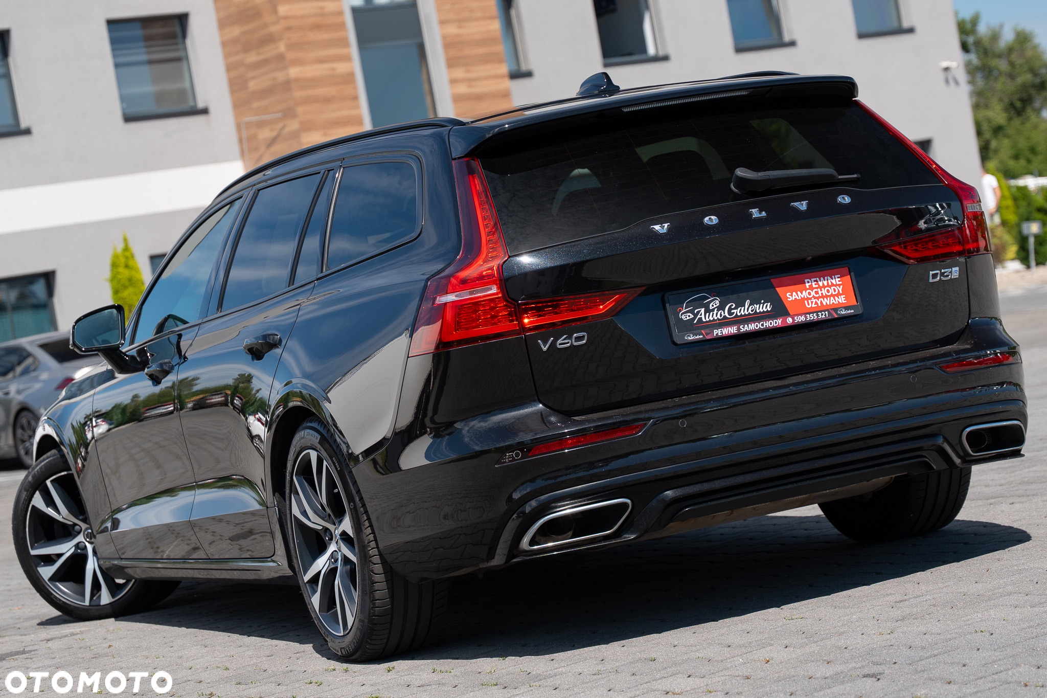 Volvo V60 D3 Geartronic R-Design - 14
