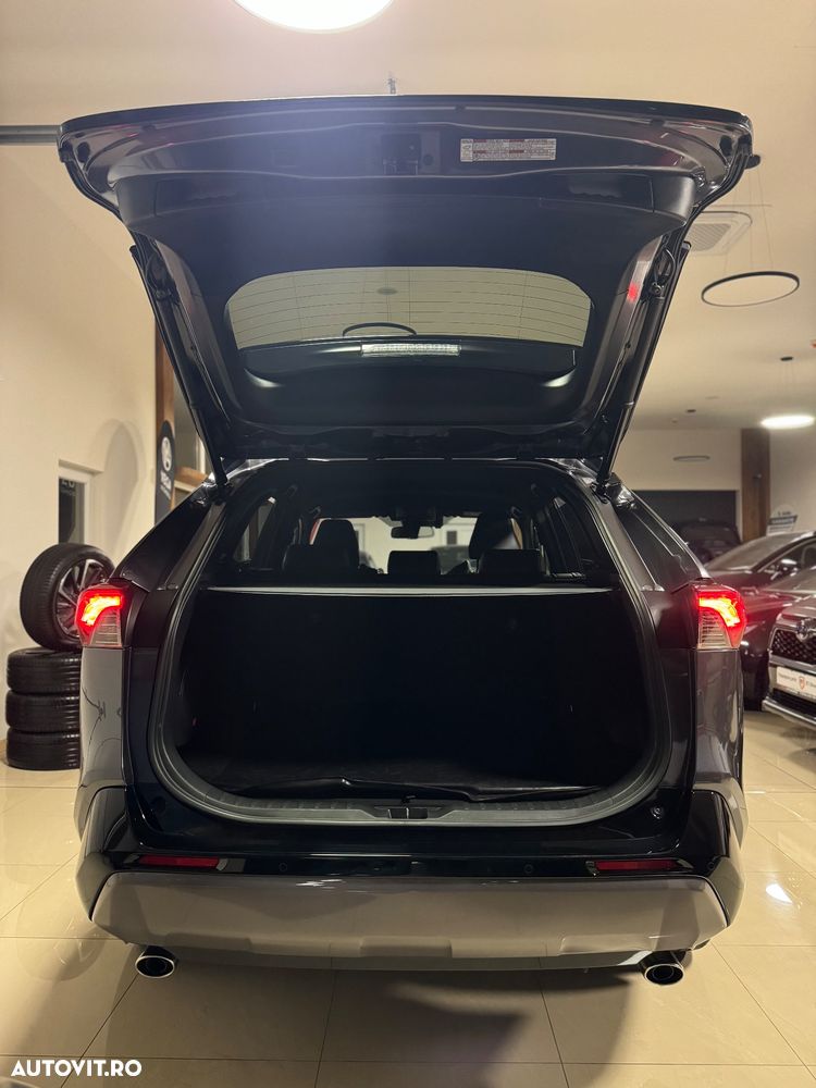 Toyota RAV4 2.5 4x4 Team Deutschland - 37