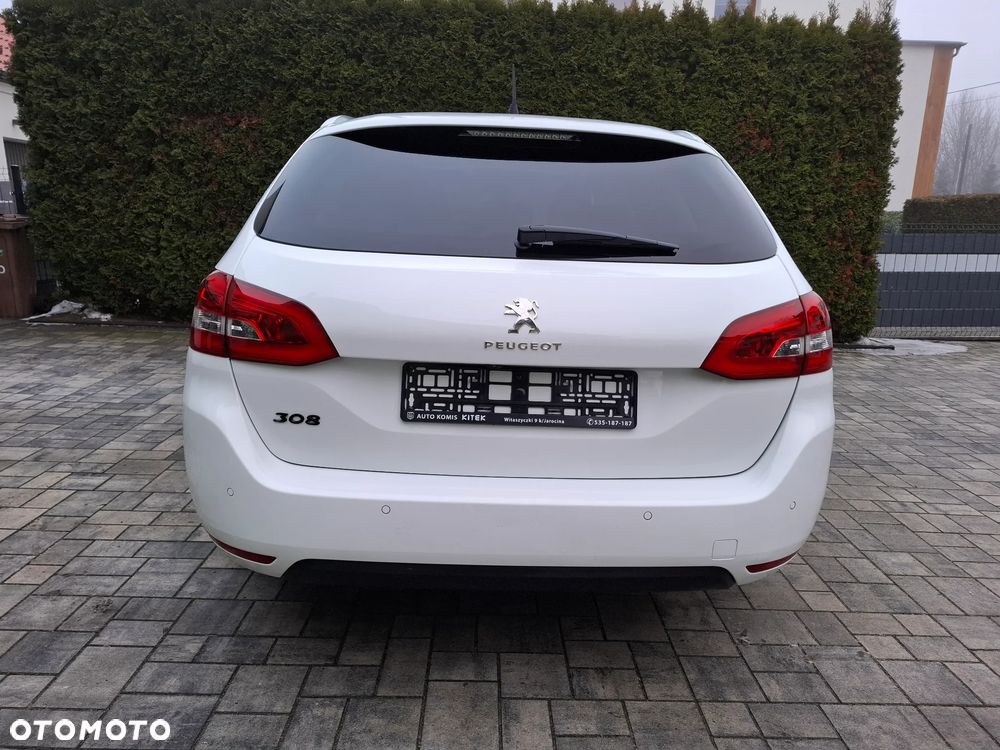 Peugeot 308 BlueHDi 130 Stop & Start Style - 11