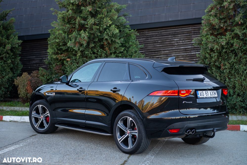 Jaguar F-Pace 20d AWD R-Sport - 4