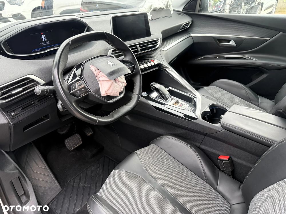 Peugeot 3008 BlueHDi 130 Stop & Start EAT8 Allure Pack - 12