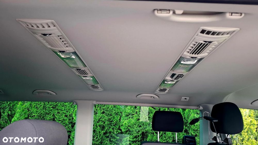 Volkswagen Multivan 2.0 TDI L1 70 Years Bulli - 8