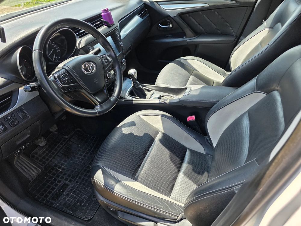 Toyota Avensis 2.0 D-4D Prestige - 7
