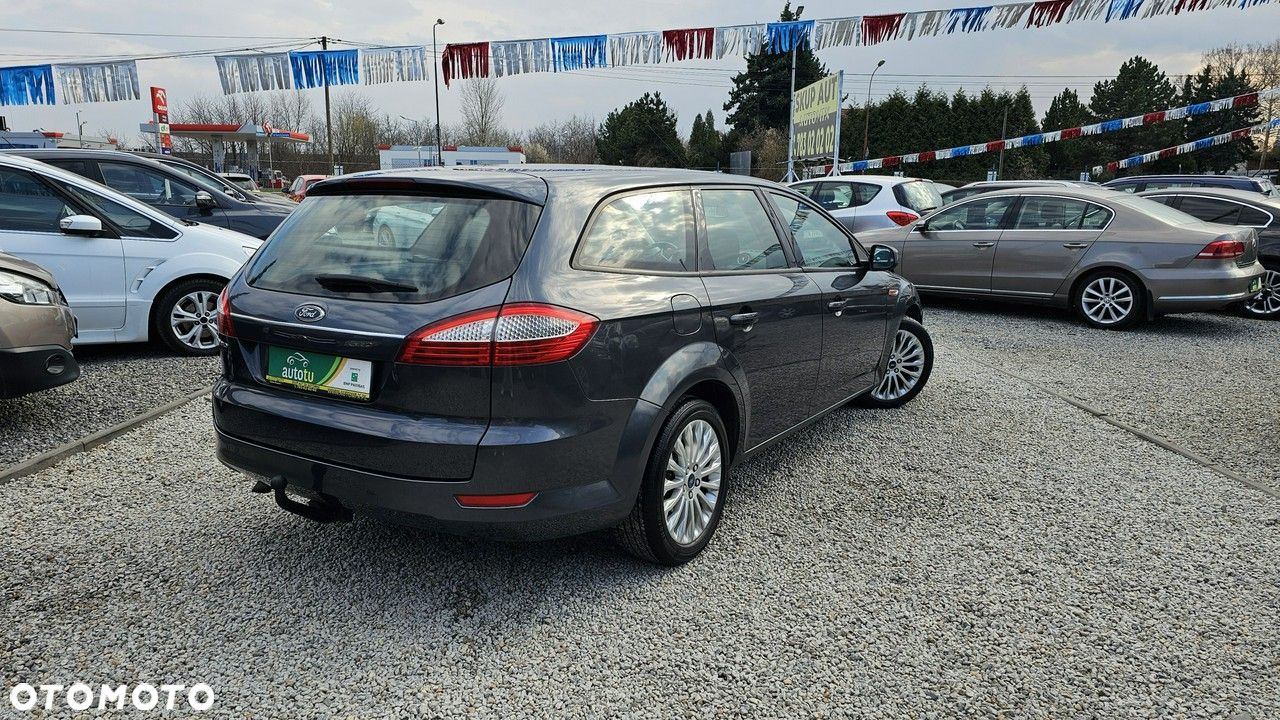 Ford Mondeo - 8