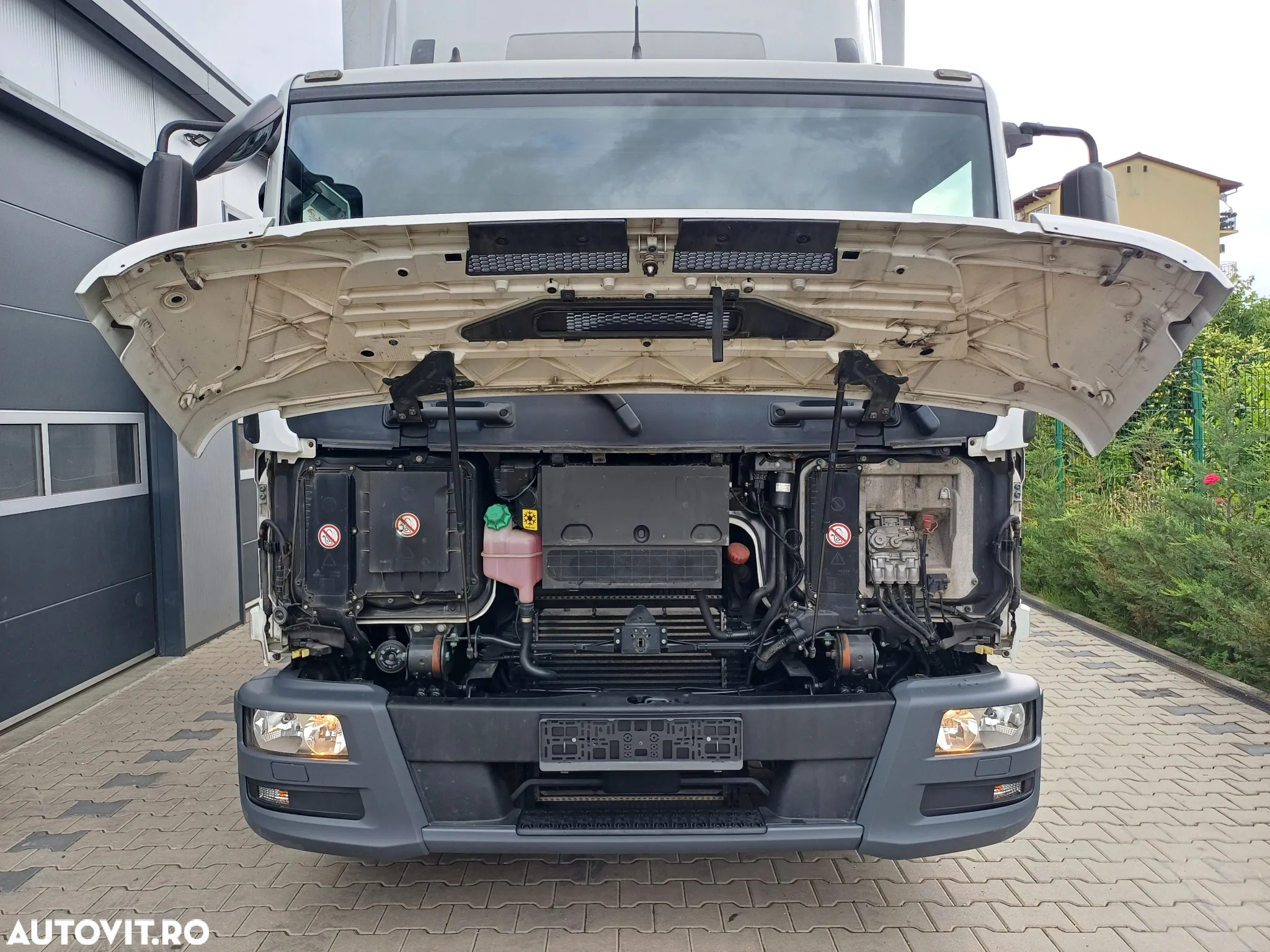 MAN TGL - 24