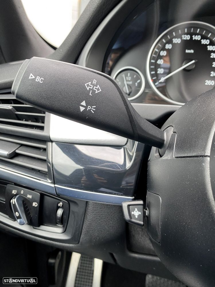 BMW X5 30 d xDrive Pack M - 14