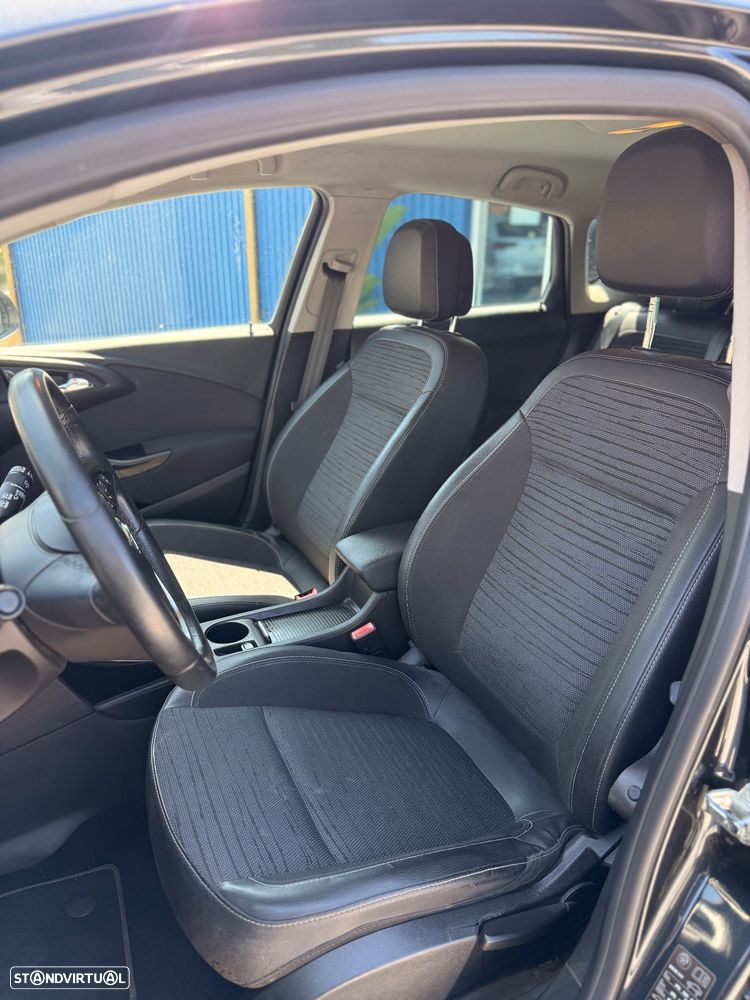 Opel Astra 1.6 CDTI Ecotec Edition S/S - 10