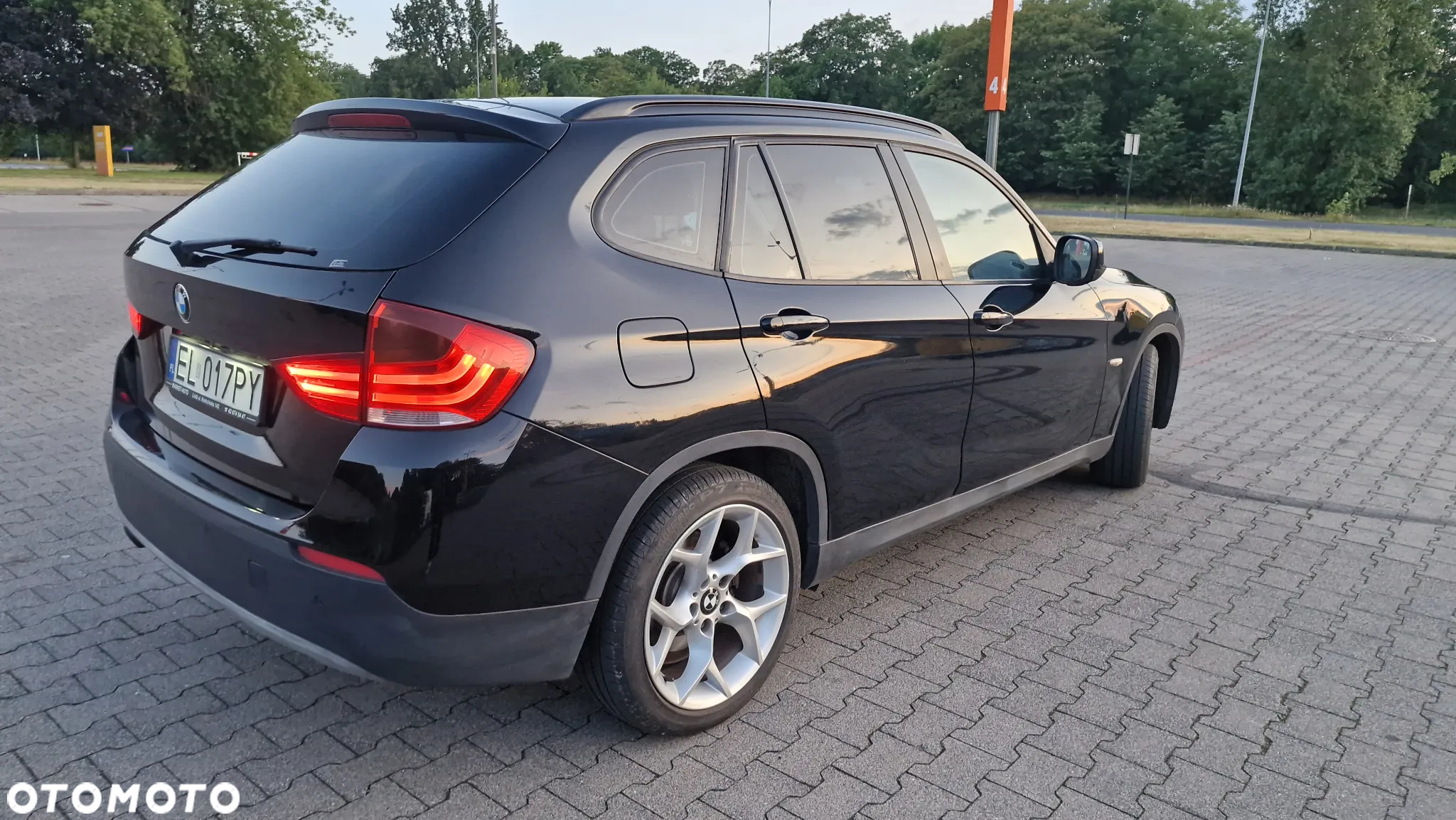 BMW X1 sDrive20d - 11