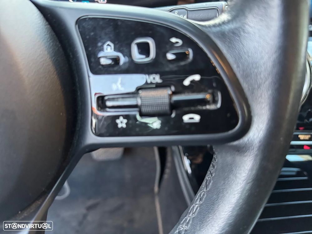 Mercedes-Benz A 180 d Style Plus Aut. - 30