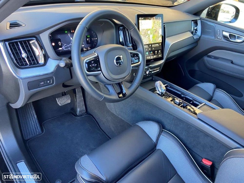 Volvo XC 60 2.0 T6 PHEV Black Edition AWD - 10