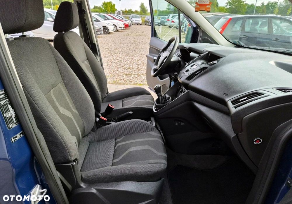 Ford Transit Connect - 35